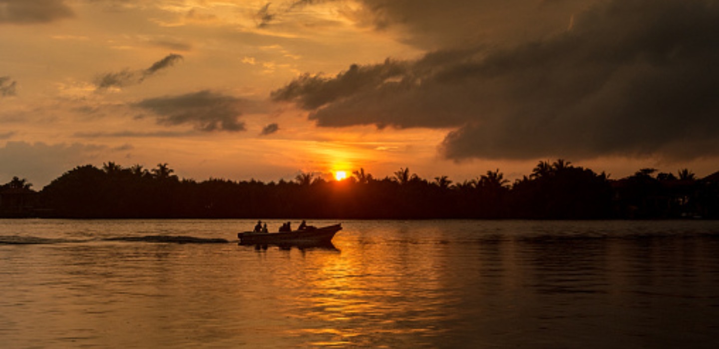 Karandeniya River